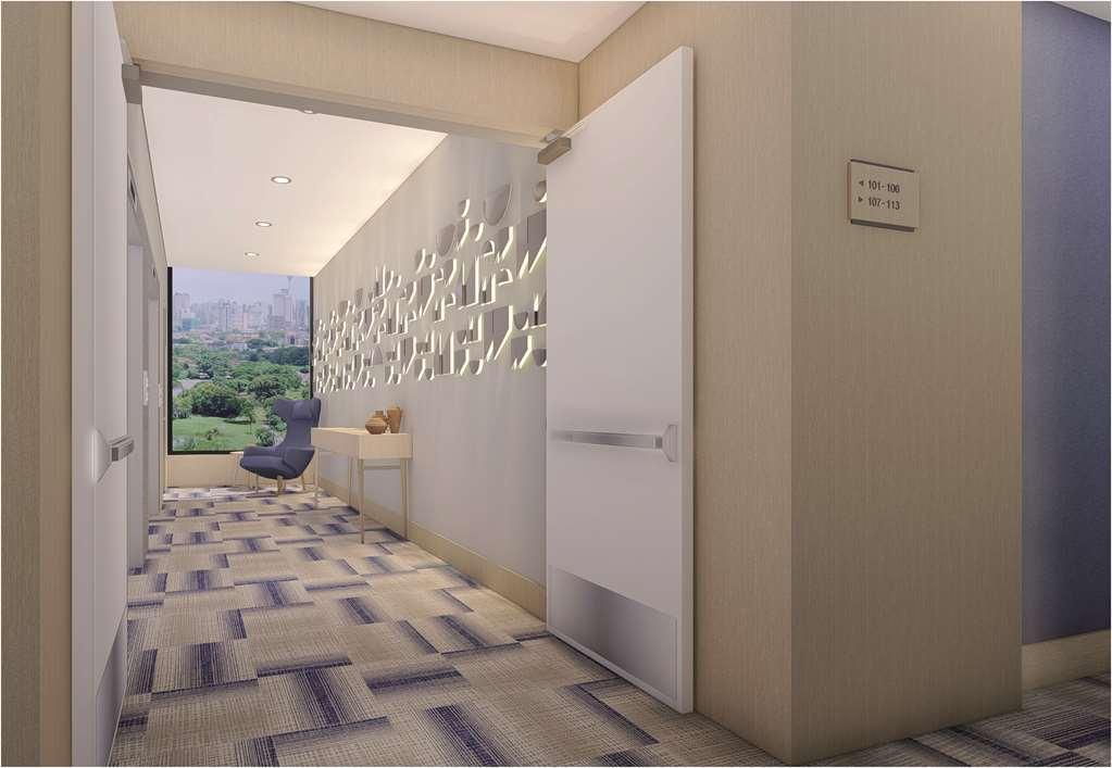 Hampton By Hilton Quito La Carolina Park Hotel Instalações foto